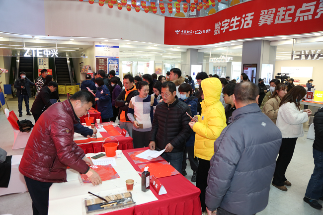 福送千万家爱暖百万人聚焦民生“微实事”江苏电信爱心翼站送福啦(图6)