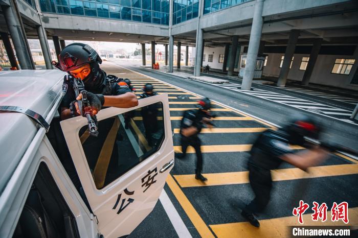 云南瑞丽：畹町边检站全警开展实战大练兵(图1)