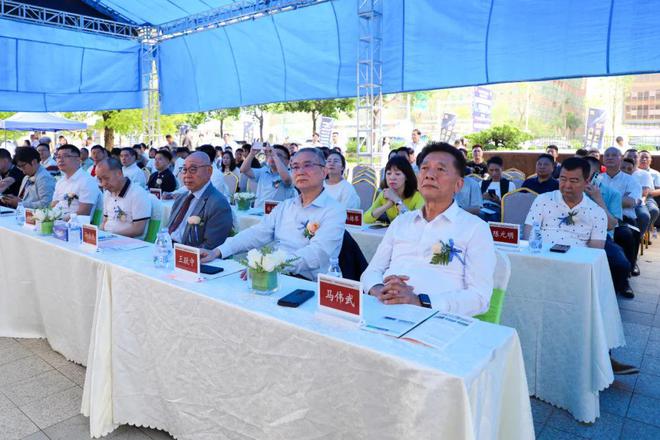 乐胶网董事长受邀参加中国环保包装名镇（桥头）包装印刷供应链招商推介会并做主题分享(图3)