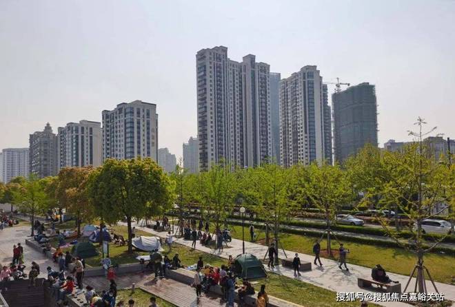 尚海湾豪庭(滨江)首页网站-2024楼盘评测_最新价格|上海房天下(图7) 尚海湾豪庭(滨江)首页网站-2024楼盘评测_最新价格|上海房天下(图7)