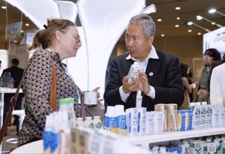 中国乳业又一高光时刻！伊利斩获“IDF乳品创新奖”大奖全明星产品亮相获好评(图10)