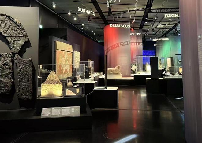 回望2024｜全球视野看大展：波提切利、印象派与吴昌硕(图12)